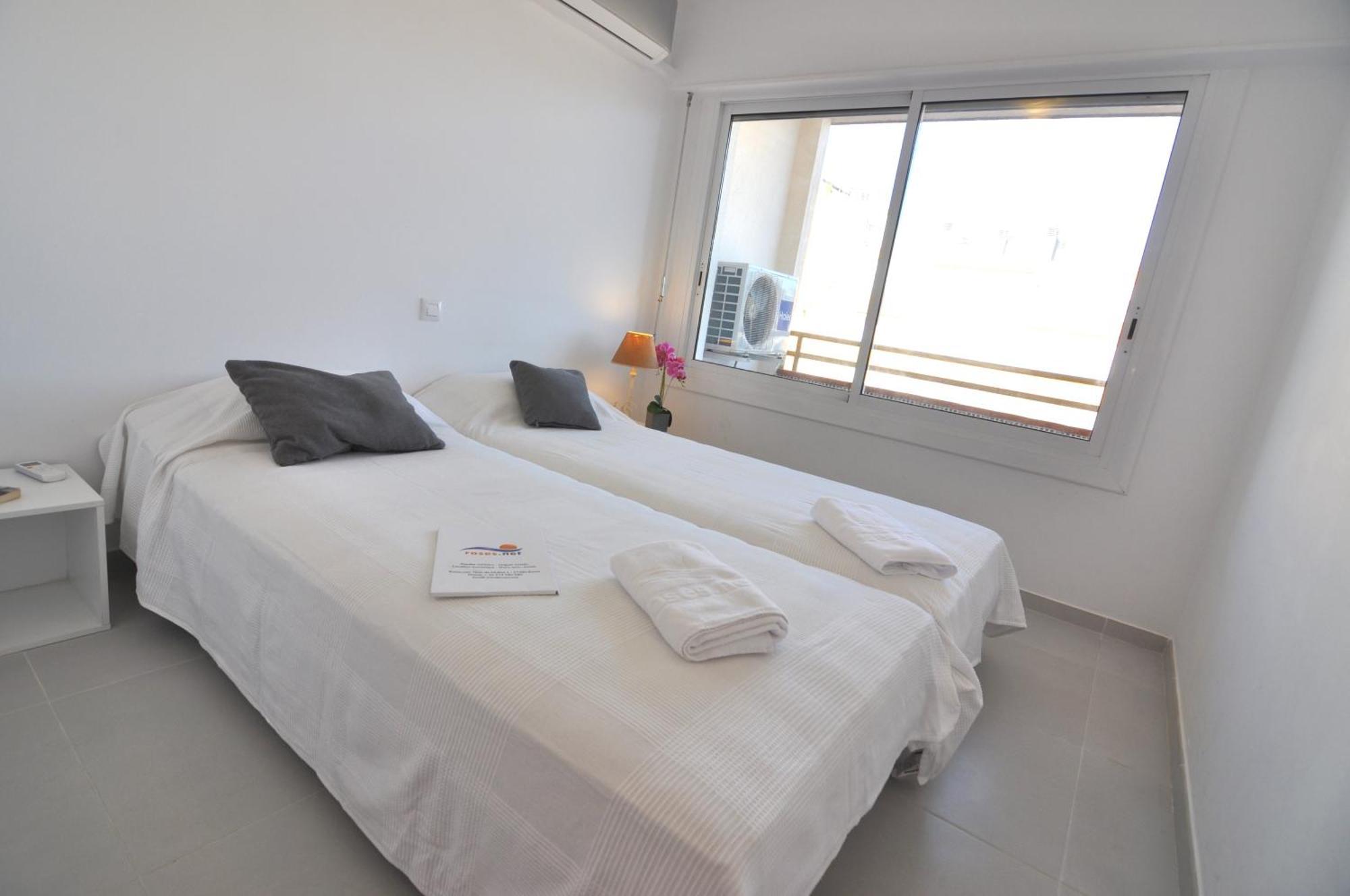 Rnet - Rhc 2712 Roses Holiday Center Экстерьер фото